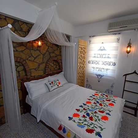 Adahan Bozcaada Otel ภายนอก รูปภาพ