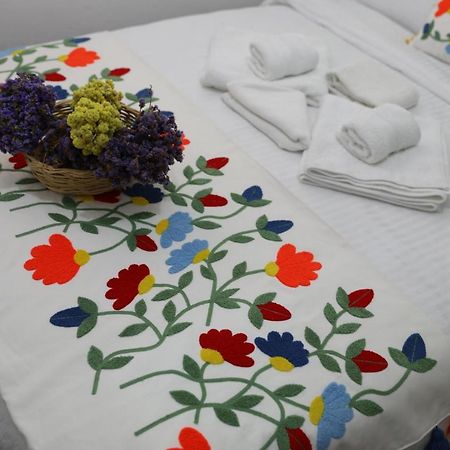 Adahan Bozcaada Otel ภายนอก รูปภาพ