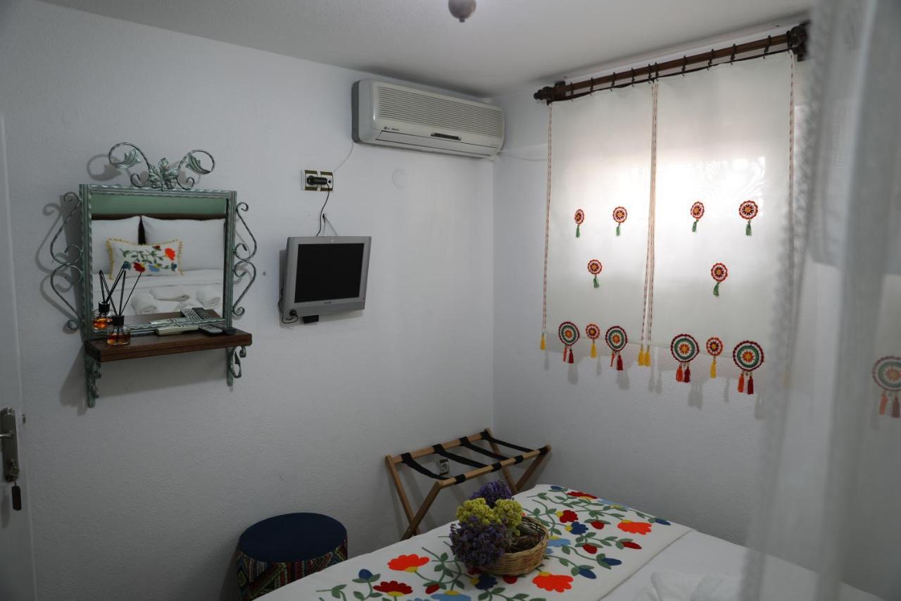 Adahan Bozcaada Otel ภายนอก รูปภาพ