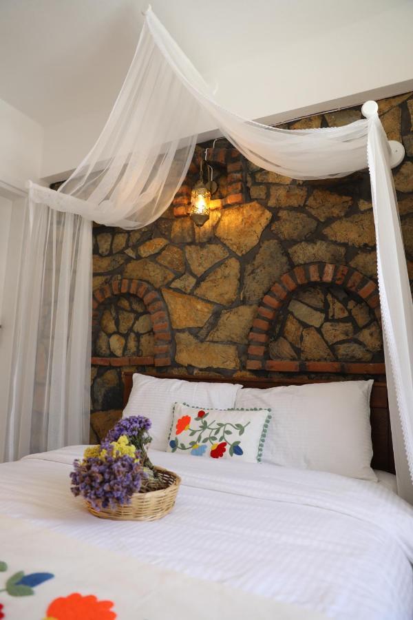 Adahan Bozcaada Otel ภายนอก รูปภาพ