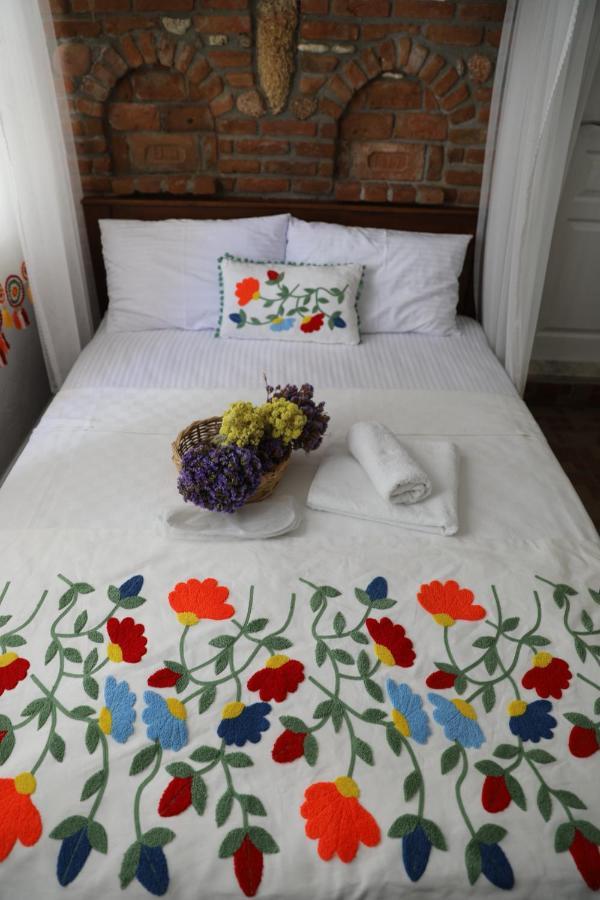 Adahan Bozcaada Otel ภายนอก รูปภาพ